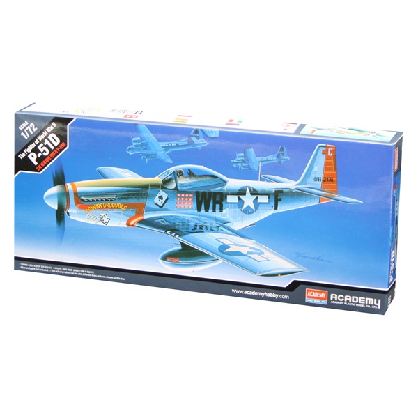 Academy 12485 1/72 P-51D Mustang